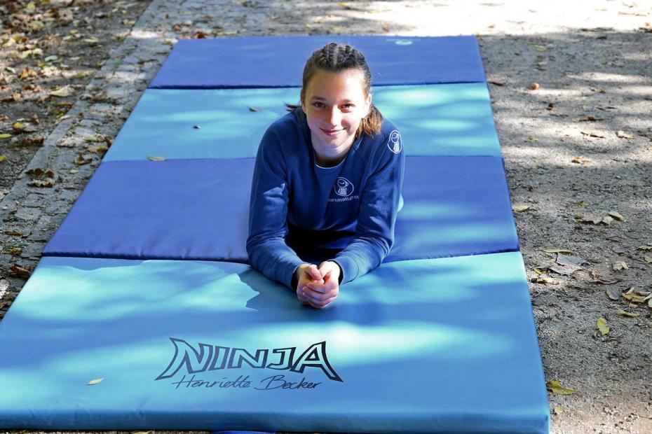 Faltmatte-Power-blau-dunkelblau