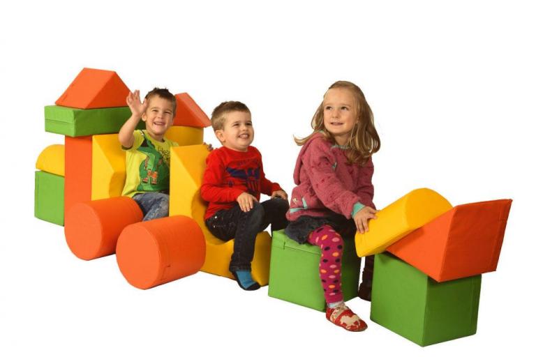 Bausteinsatz-Paula - Großbausteine Medi werden empfohlen für Kinder zwischen 2 und 4 Jahren