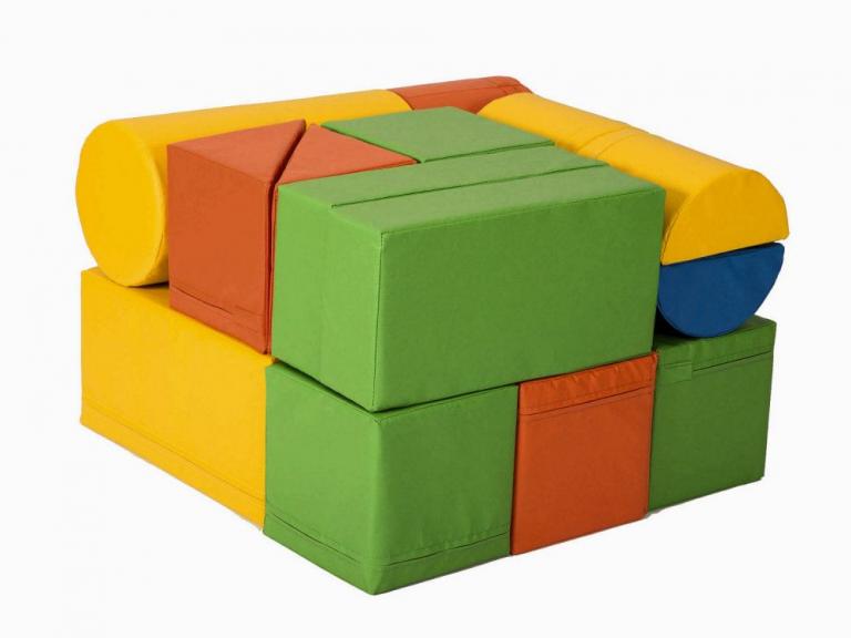 Bausteinsatz-Paula-Bänfer - Großbausteine Medi werden empfohlen für Kinder zwischen 2 und 4 Jahren