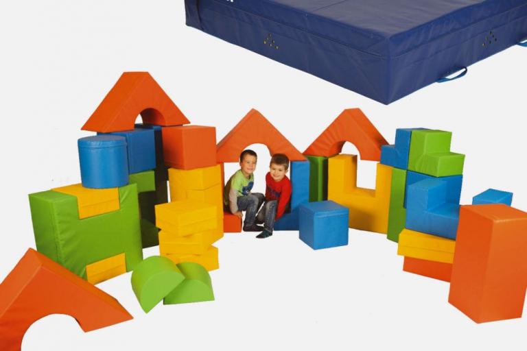 Bausteinsatz-Karl - die Großbausteine MAXI für Kinder ab 4 Jahren sind die am meisten verbreiteten Baumodule