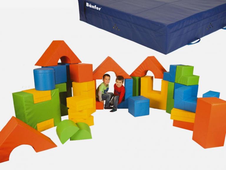 Bausteinsatz-Karl - die Großbausteine MAXI für Kinder ab 4 Jahren sind die am meisten verbreiteten Baumodule