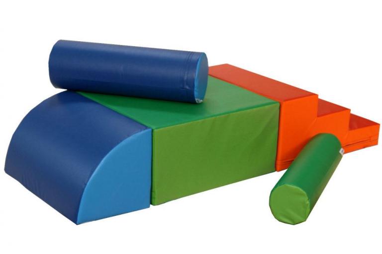 Bausteinsatz-Max-Bänfer - die Großbausteine MAXI für Kinder ab 4 Jahren sind die am meisten verbreiteten Baumodule