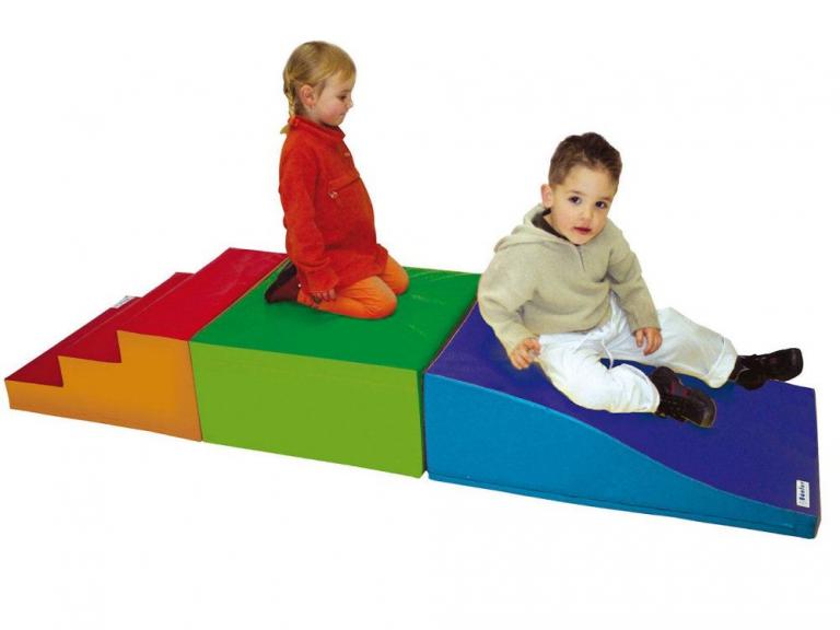 Bausteinsatz-Tobi-Bänfer-Maxi - die Großbausteine MAXI für Kinder ab 4 Jahren sind die am meisten verbreiteten Baumodule