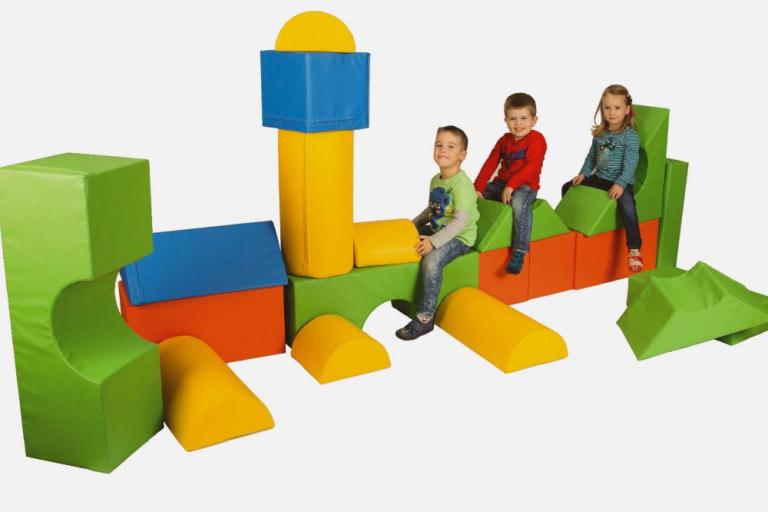 Bausteinsatz-Trixi-Bänfer - die Großbausteine MAXI für Kinder ab 4 Jahren sind die am meisten verbreiteten Baumodule