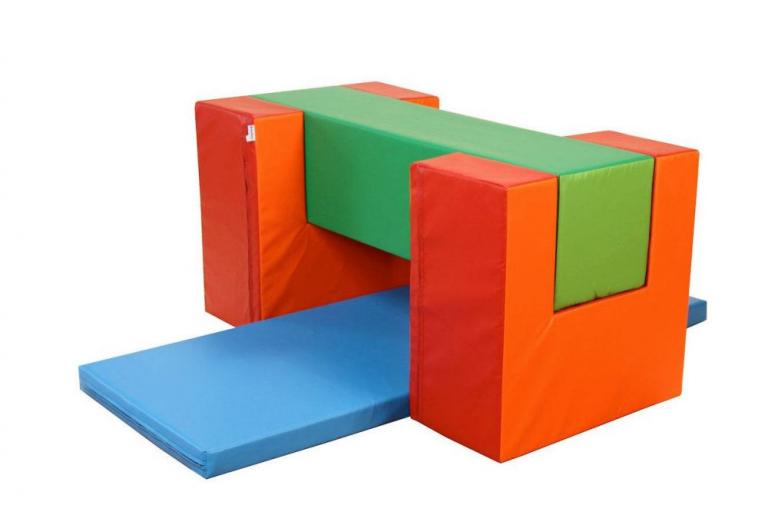 Bausteinsatz-Henri-Bänfer-Maxi - die Großbausteine MAXI für Kinder ab 4 Jahren sind die am meisten verbreiteten Baumodule