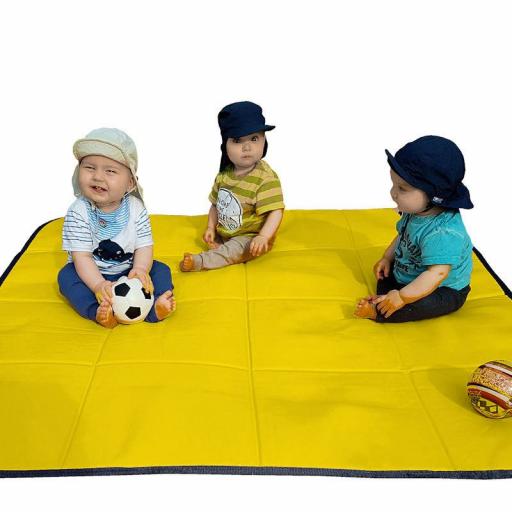 Krabbelmatte gelb - der ideale Untergrund für die Kleinen