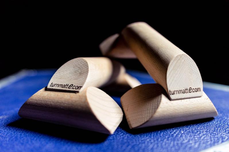 Parallettes-BASE - original turnmatte.com - Diese Parallettes können Sie sehr gut beim Handstand und Calisthenics einsetzen.