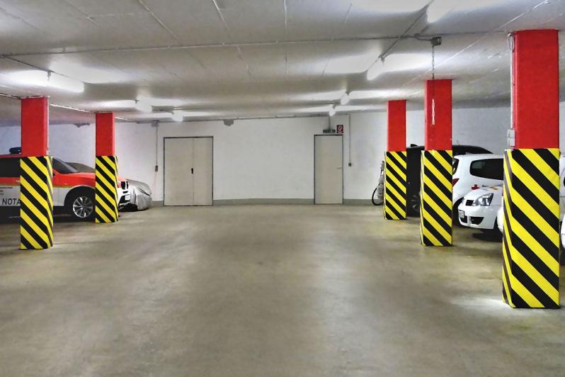 Säulenschutz in einer Tiefgarage in München