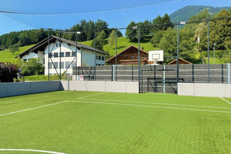 Prallschutzmatten-Sportplatz - Sonderanfertigung nach Kundenvorgaben