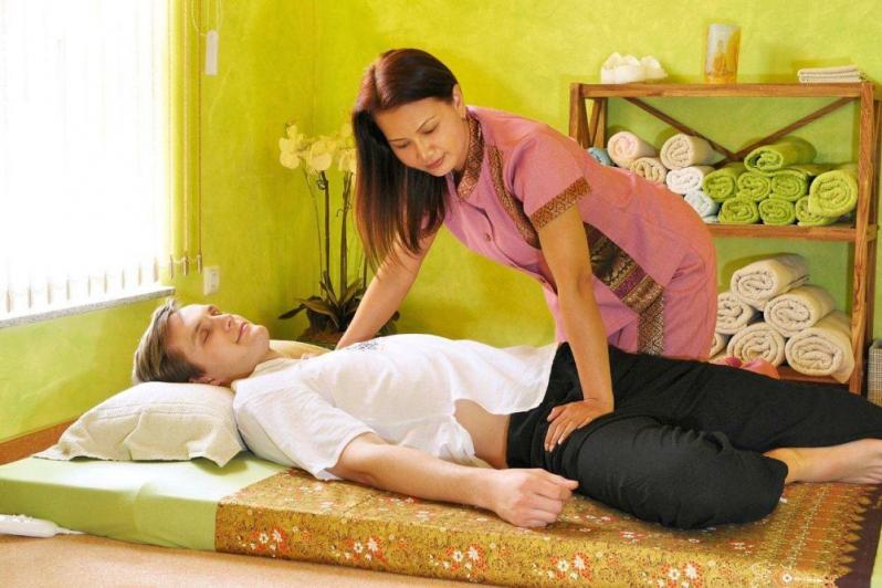 Spezielle Matte für Thai Massegen und Krankengymnastik