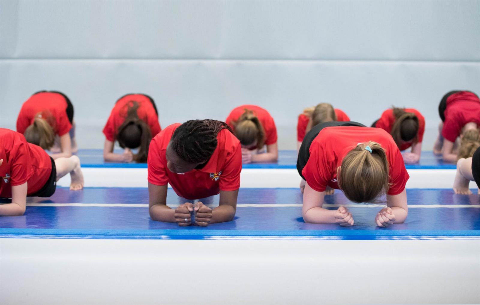 AirTrack P3 - Plank - original AirTrack Factory - perfekt geeignet für Leistungssport, Turnvereine, Cheerleading und akrobatische Übungen