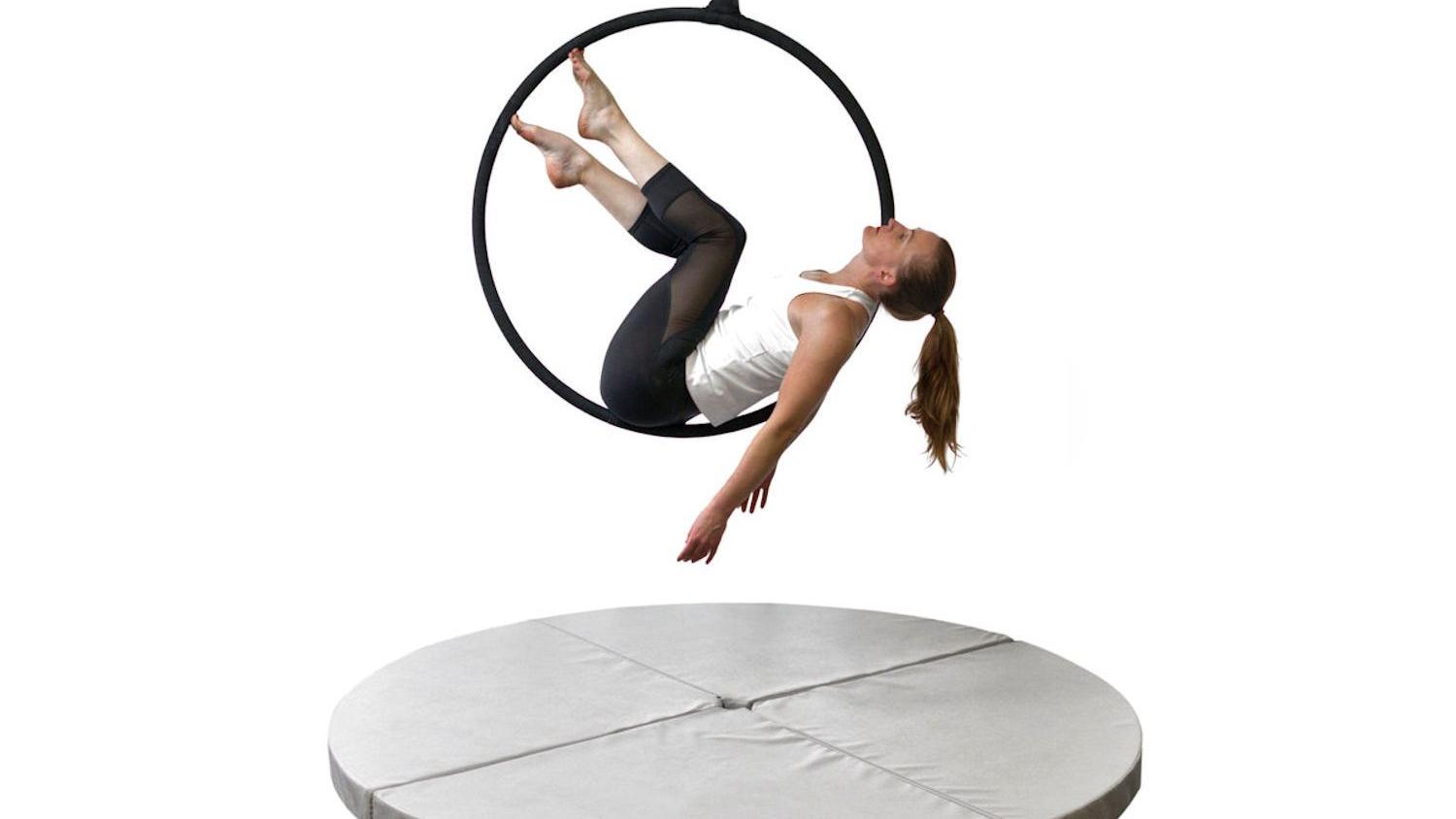 Poledance und Aerial Hoop Matte - Diese Poledance-Matte als Schutz beim Training geeignet