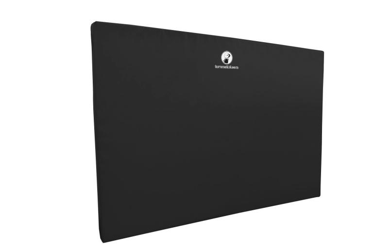 Prallschutzmatte-Wand-schwarz - Prallschutzmatten für Wände sowohl für den Innen- als auch für den Außenbereich