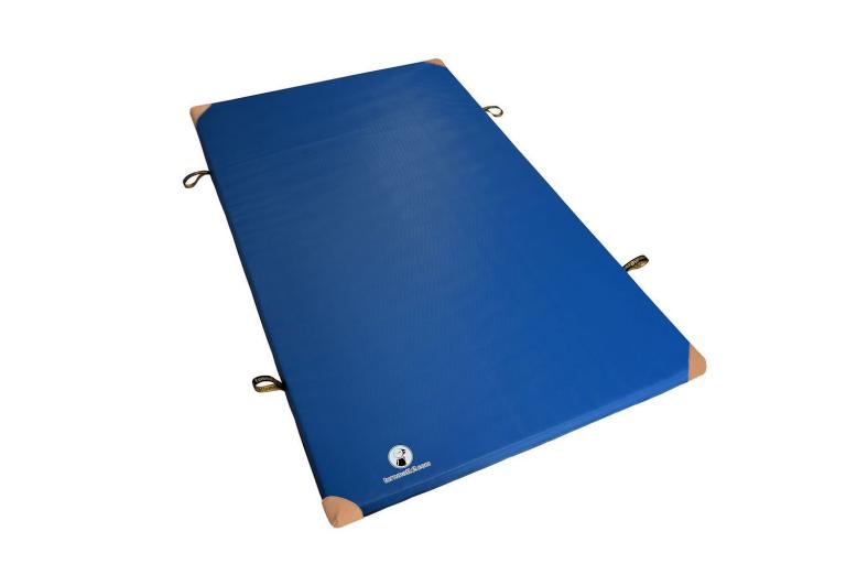 Geraeteturnmatte-mit-Trageschlaufen-Lederecken - mit einem festen Verbundschaumkern für gute Kraftabbauwerte 