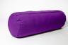 Yoga Bolster in grau und lila zum Entspannen in Rückenlage.