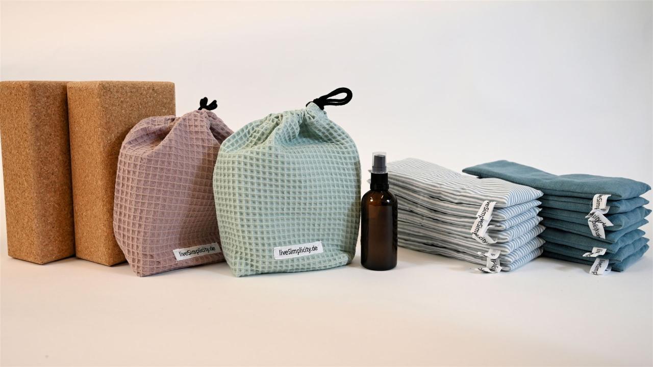 In unserer Abteilung Zubehör findest du alle, was deine Yogapraxis bereichert.