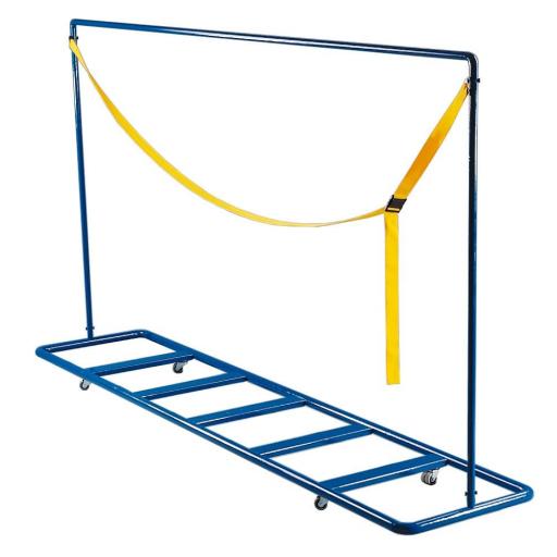 Mit dem Mattentransportwagen bewegen Sie Ihre Weichbodenmatten einfach durch Ihre Turnhalle.